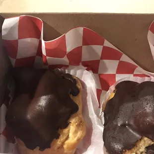Chocolate Éclairs
