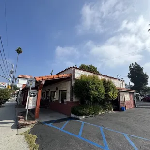 Pat &amp; Lorraine's