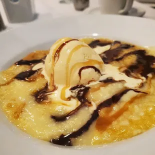 Ooey Gooey toffee cake
