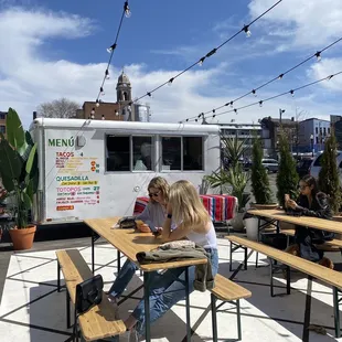 crepes, outside