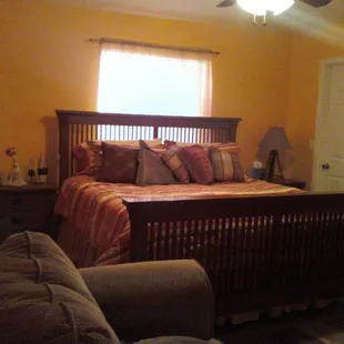 Master-Bedroom  King