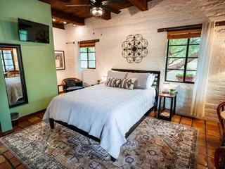 Tubac Secret Garden Inn