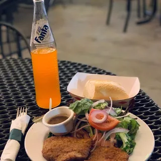 Chicken or Beef milanesa Sandwich