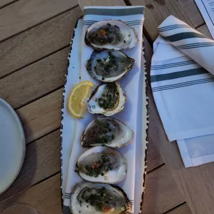 Oysters with mignonette