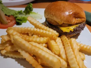 Allgauer's Bistro In The Park