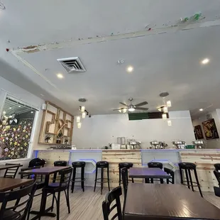 sushi and sashimi, interior