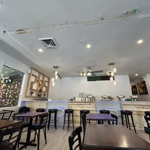 sushi and sashimi, interior