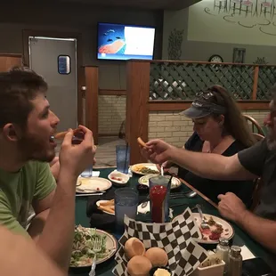 sushi and sashimi, interior