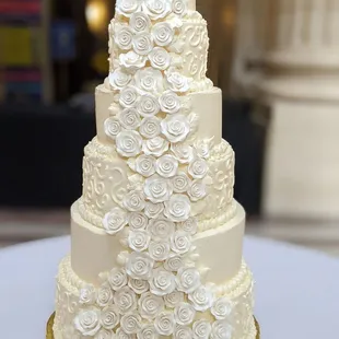 a three tiered wedding cake