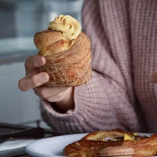 Pumpkin cheesecake Cruffin
