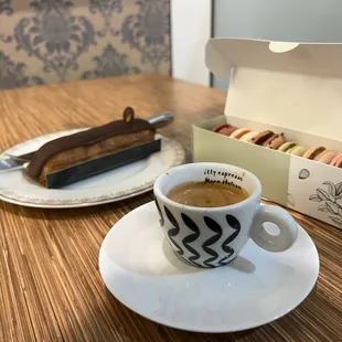 Eclair, Macarons, Espresso.
