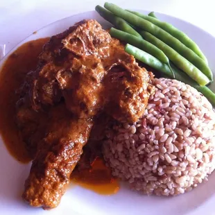 Braised beef short ribs are to die for. Spicy and flavorsome.