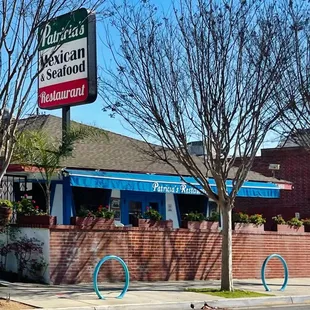 the front of the restaurant