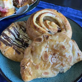 Apple Cinnamon Danish