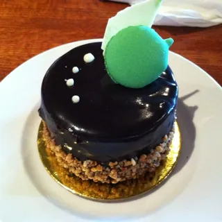 Feullantine Praline Chocolate Cake
