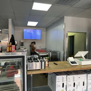 sushi and sashimi, interior