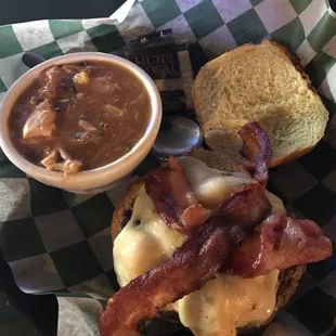 Mac Daddy Burger