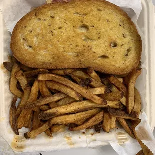 Patrick's Pub and Grille