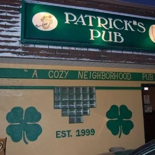 Patricks Pub - Best Bar in Moon twp!