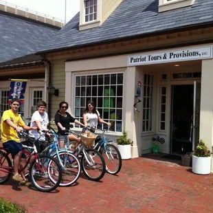 Come rent a bike to explore historic Yorktown!