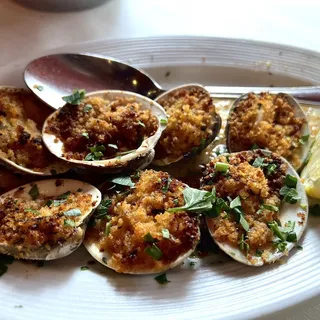8 Pieces Baked Clams