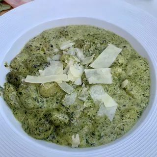 Gnocchi Pesto