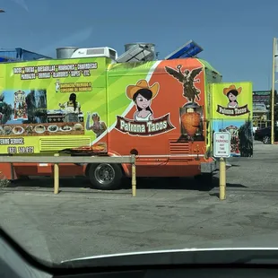 Found this taco truck on Monterey Rd by the Napa Auto Parts store.