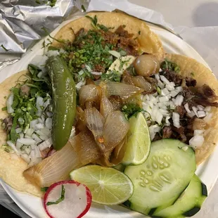 Tripa, Lengua, Suadero Tacos
