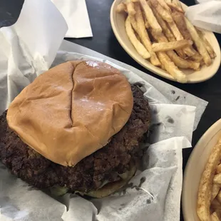 Best burger I've ever ate.. definitely do not have to ask where's the beef..