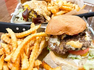 Fat Pat's Bar & Grill