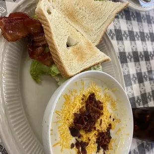 Pats Kountry Diner