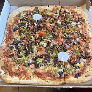 Square vegetarian pizza