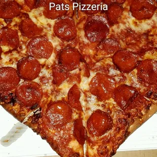 HAPPY Day after V day with a heart shaped pizza for my SWEETIE and me!!!