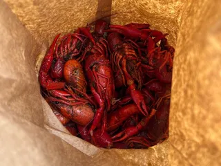 B & J Seafood