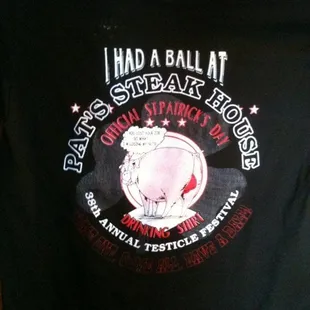 a t - shirt that says i had a ball at pat's steak house