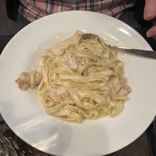 Fettucine Alfredo e Pollo