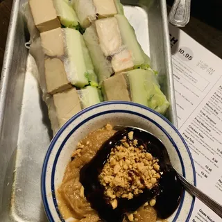 Fresh spring rolls (2 pcs)