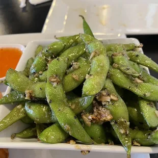Thai garlic edamame