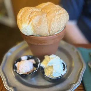 yummy flowerpot bread