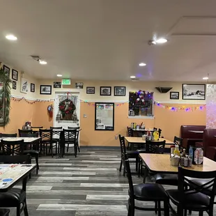 the interior of patty ann&apos;s