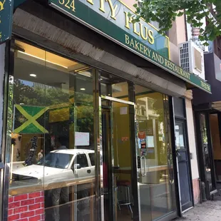 patty plus restaurant and bakery