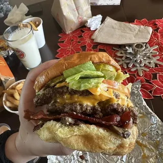 Bacon Cheeseburger with Fries