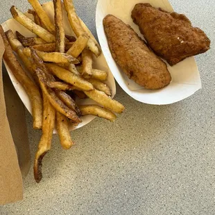 Chicken tenders and fries, kids enjoyed them.