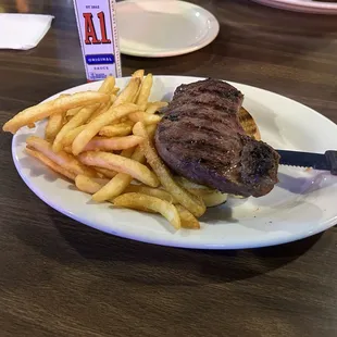Patty's Pub