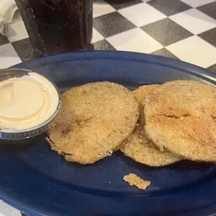 Fried green tomatoes