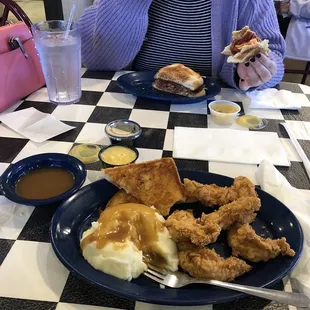 chicken wings, fried chicken wings, poultry, bbq chicken, chicken, chicken wings and fried chicken, food, bbq wings, fried chicken