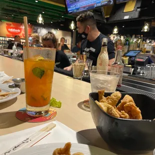 Michael the bartender! With salt and vinegar chicken skin and ho'olaule'a punch!!!