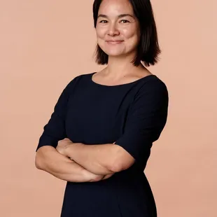 Boost your professional image with a standout headshot. Book your session today and make the right first impression!