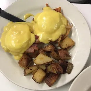 Eggs Benny