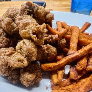 Gizzards and sweet potato fries